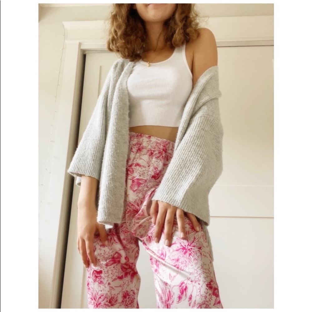 Cardigan - Picture 2 of 4